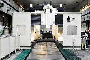 探訪東風(fēng)設(shè)備制造智能生產(chǎn)車(chē)間 一臺(tái)設(shè)備價(jià)值2000萬(wàn)，信息技術(shù)咨詢(xún)服務(wù)鑄就智造新高度